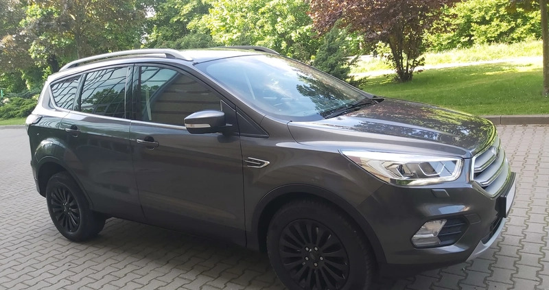 Ford Kuga cena 78800 przebieg: 151000, rok produkcji 2017 z Elbląg małe 379